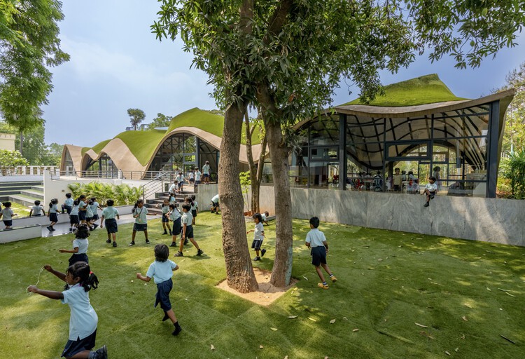 Home cocoon pre primary extension at bloomingdale international school andblack design studio 18
